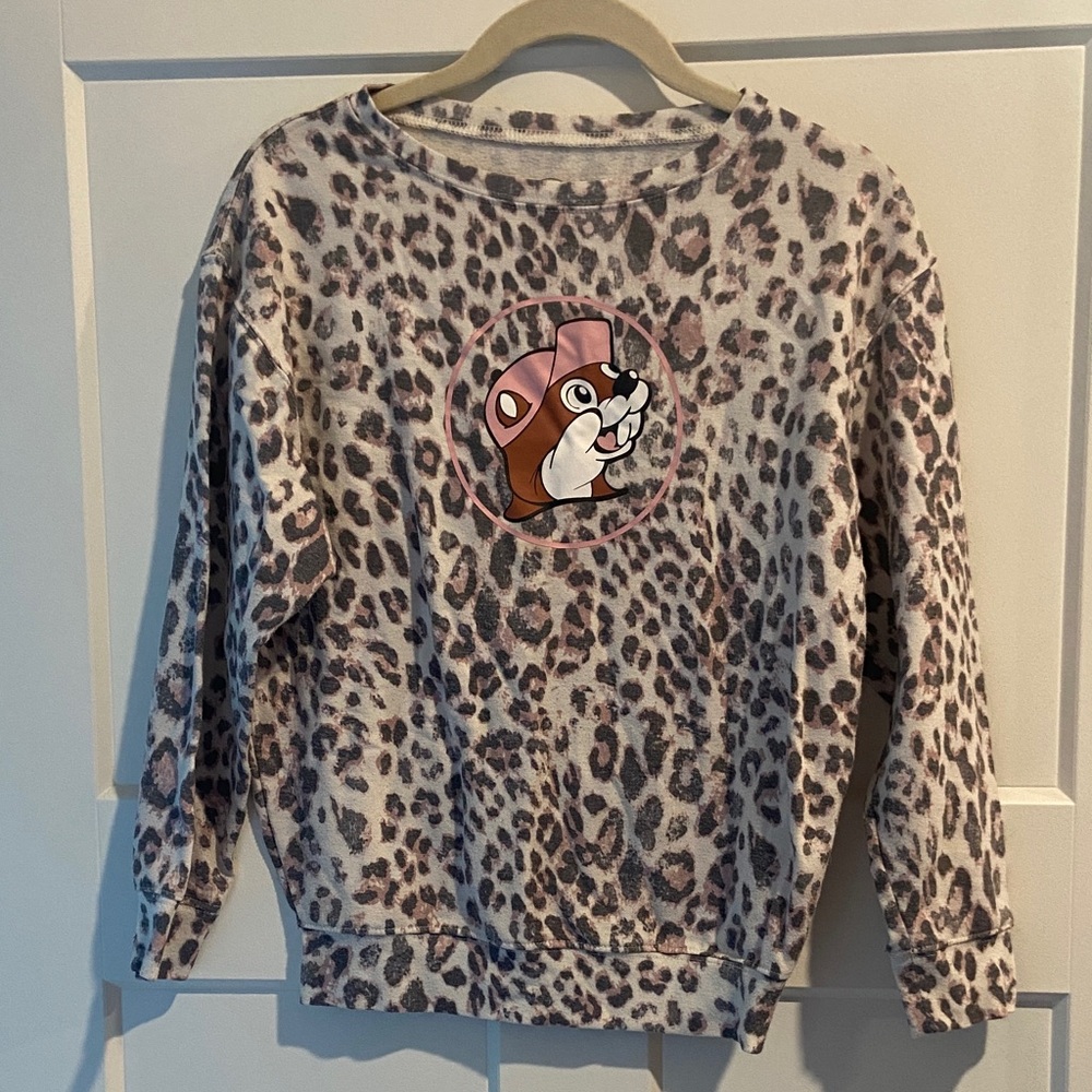 Bucee Buc ee Buc-ee Leopard Print Kids Sweatshirt with Buc-ee Design Large